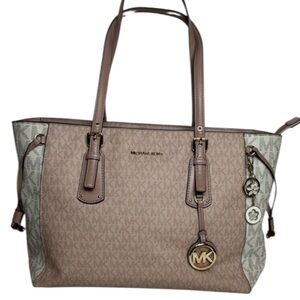 Michael Kors Signature Tote